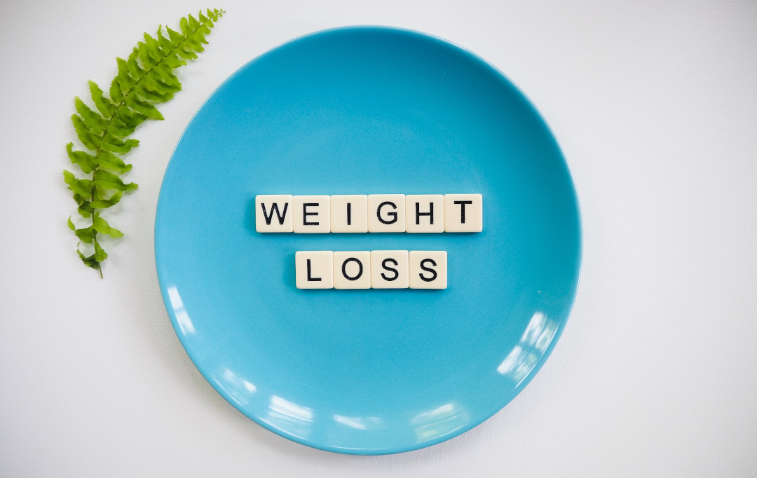 weight loss scrabble pieces plate