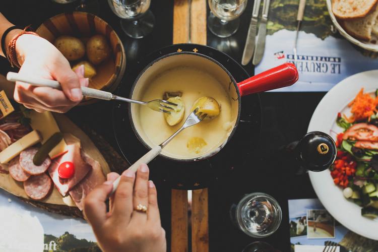 onde comer fondue em gramado