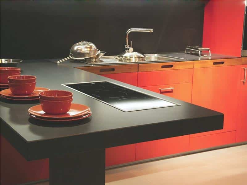 Counter silestone black matte, with a very charming